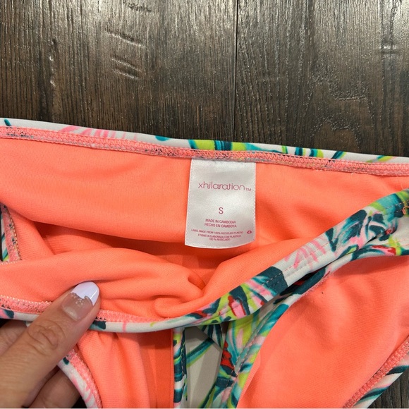 ⛔️SOLD⛔️Tropical print two piece bikini swimsuit size small - Picture 4 of 5